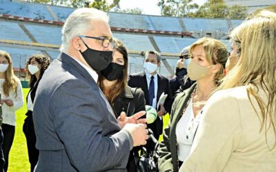 Lanzamiento campaña para la donación de desfribriladores a instituciones deportivas