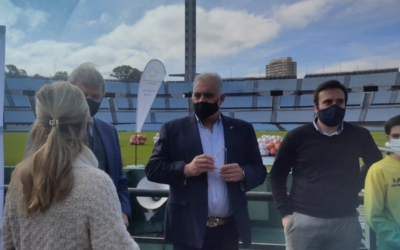 ¡Donación de 11.500 pelotas de Château Group!