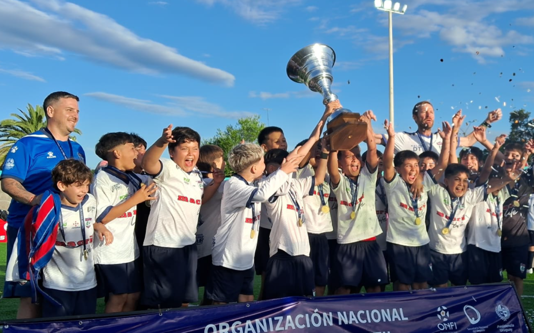 Finales de la Categoría 2015 – Divisional A: Liga Sanducera se consagró campeona en Mercedes