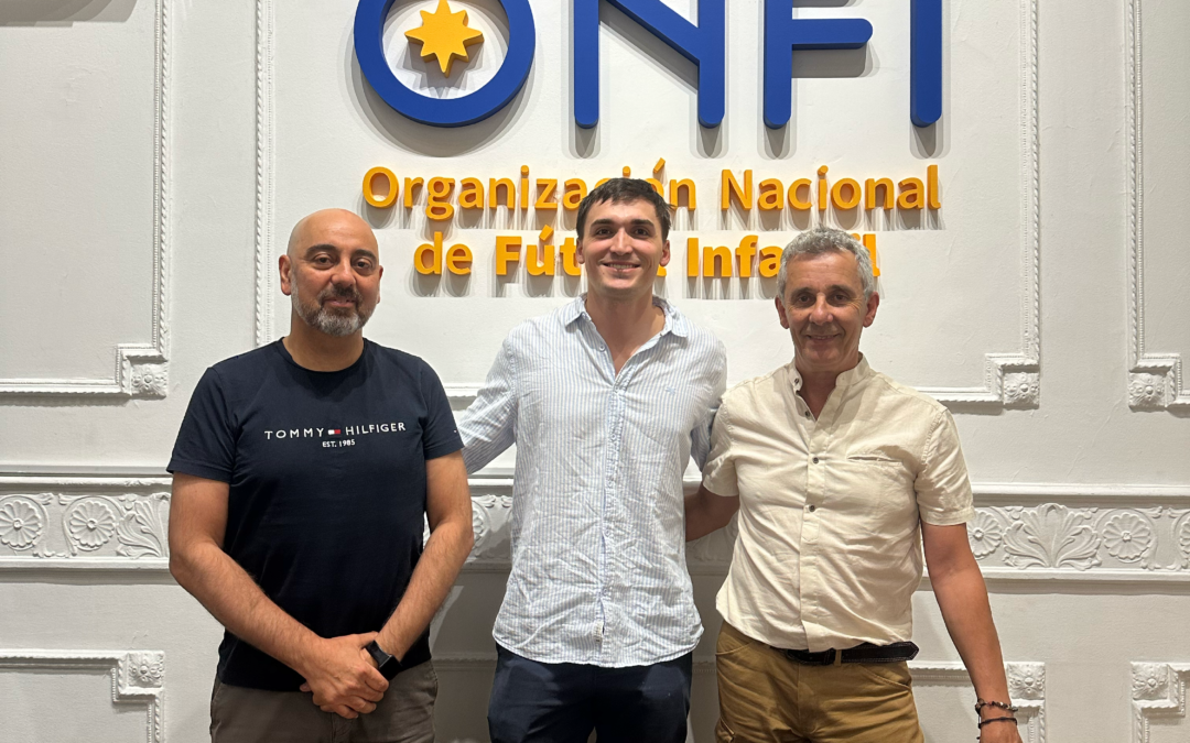 ONFI y Molten alcanzan un acuerdo para el uso de pelotas oficiales en los campeonatos de fútbol infantil